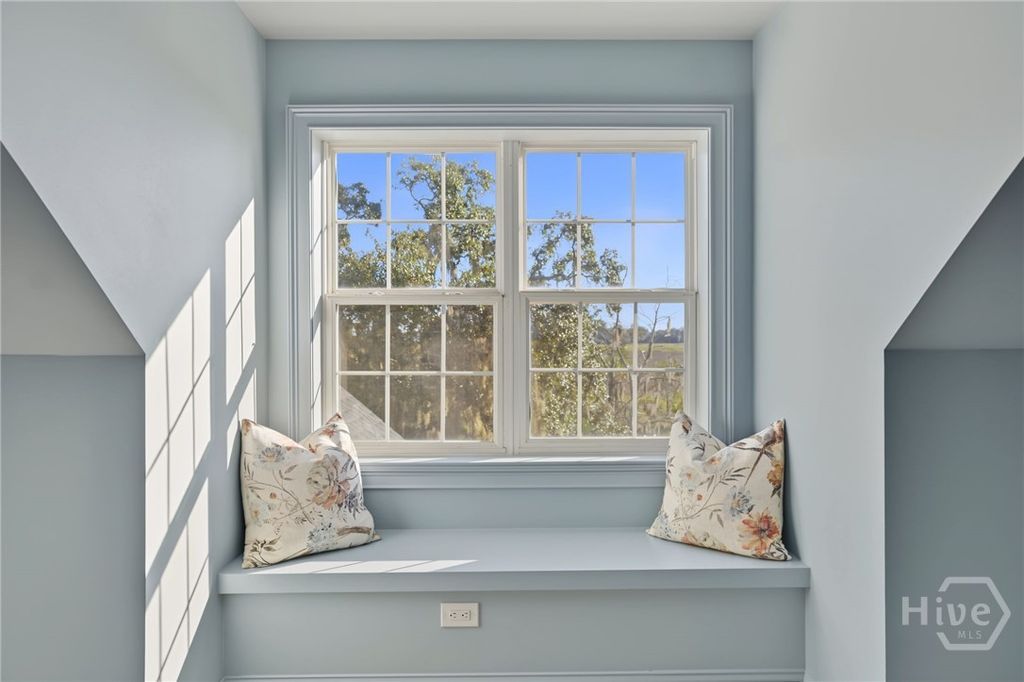 Image 33 of property listing at 221 Lyman Hall, Savannah, GA 31410