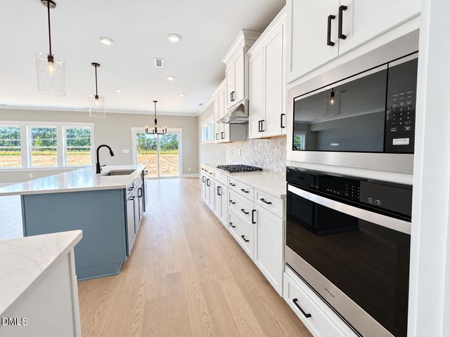 302 Barrow Mdws Drive, Zebulon, NC 27597