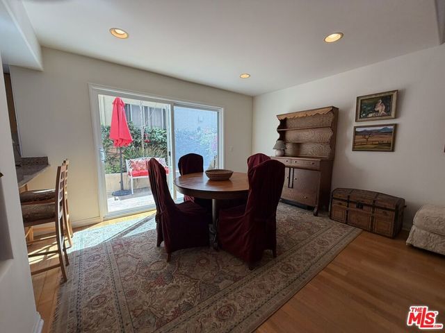 1043 11th Street 3, Santa Monica, CA 90403