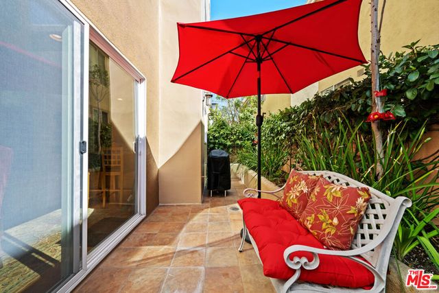 1043 11th Street 3, Santa Monica, CA 90403