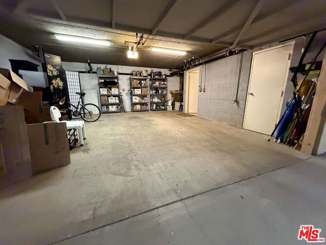 1043 11th Street 3, Santa Monica, CA 90403