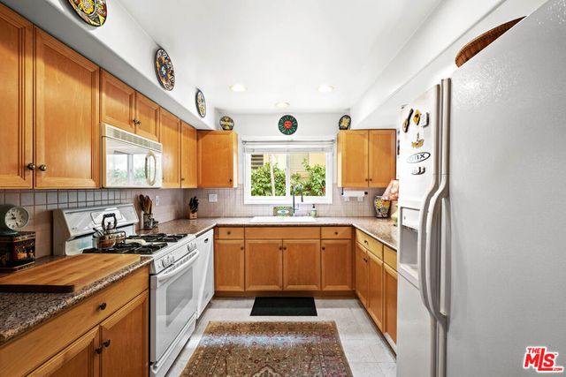 1043 11th Street 3, Santa Monica, CA 90403