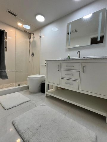 3050 NE 48th Street 207, Fort Lauderdale, FL 33308