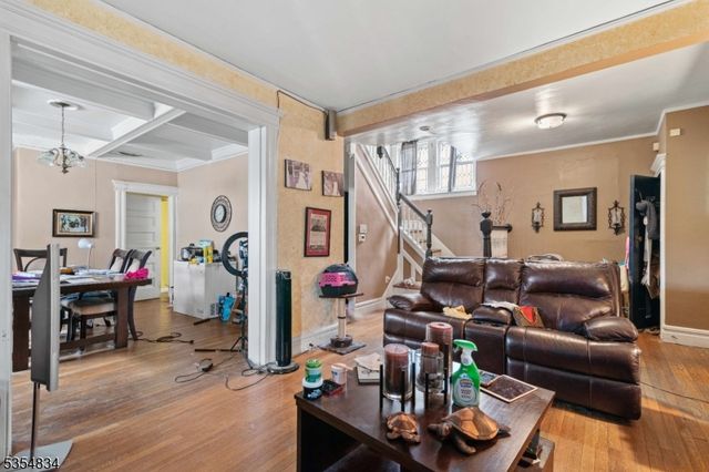 257 Rutledge Ave, East Orange City, NJ 07017