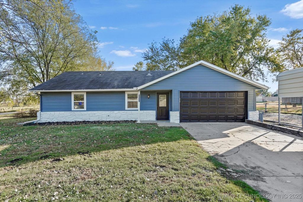 35580 E 140th Street S, Coweta, OK 74429