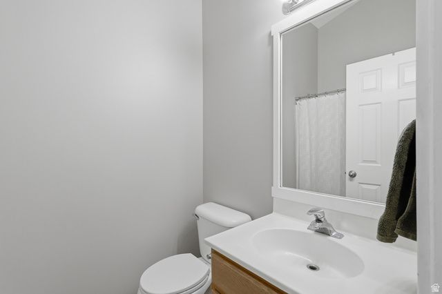 1189 N 750 W, Clinton, UT 84015