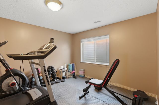 1189 N 750 W, Clinton, UT 84015