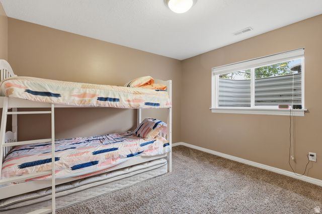 1189 N 750 W, Clinton, UT 84015