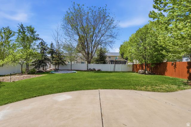 1189 N 750 W, Clinton, UT 84015
