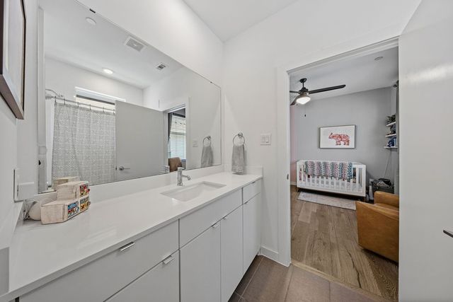 5018 Bryan Street 203, Dallas, TX 75206