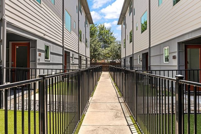 5018 Bryan Street 203, Dallas, TX 75206