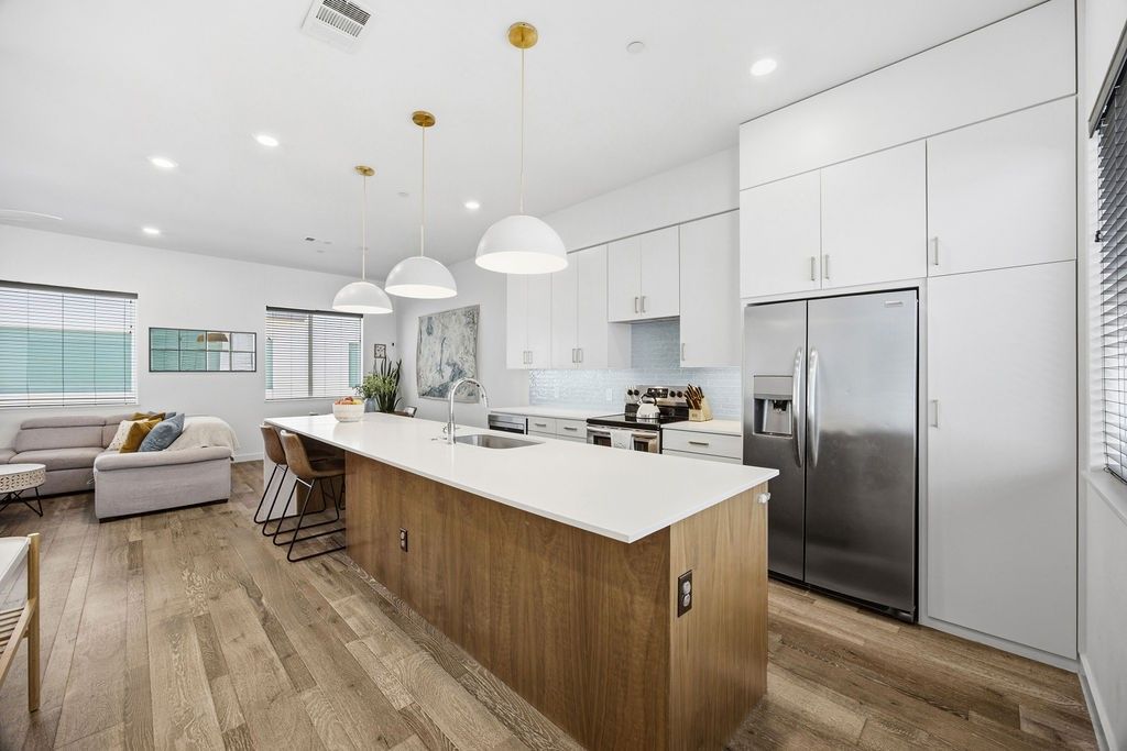 5018 Bryan Street 203, Dallas, TX 75206