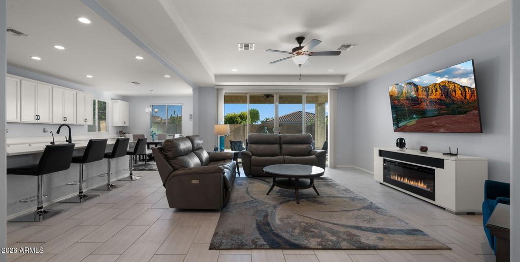 14651 W LARKSPUR Drive, Surprise, AZ 85379 — photo 3