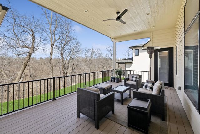 715 Century Circle, Waukee, IA 50263