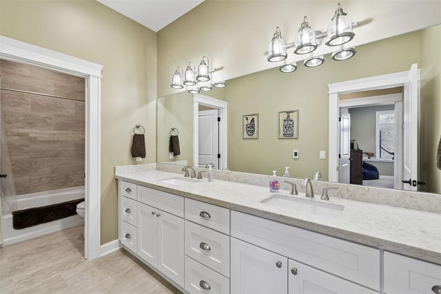 715 Century Circle, Waukee, IA 50263