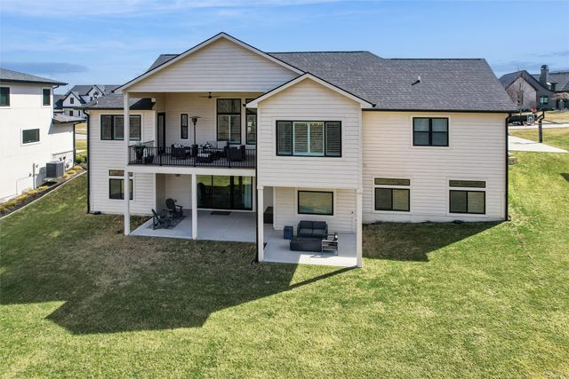 715 Century Circle, Waukee, IA 50263