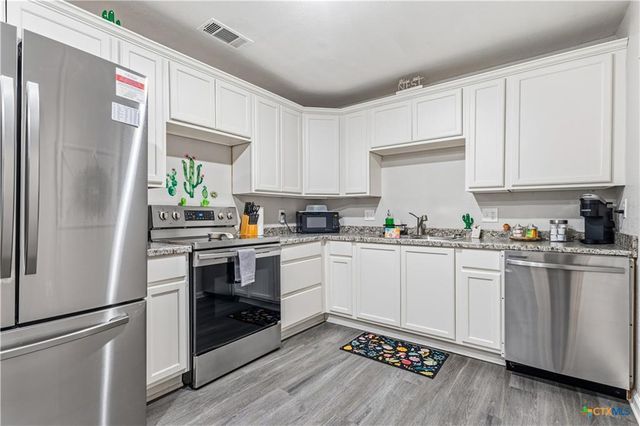 108 W Kathey RD, Harker Heights, TX 76548