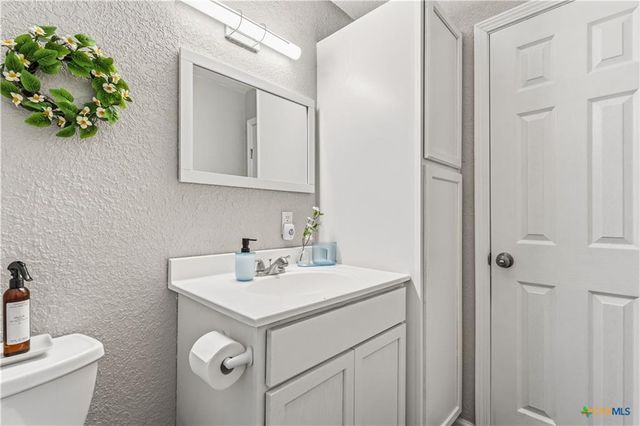 108 W Kathey RD, Harker Heights, TX 76548