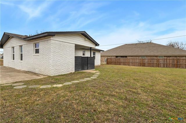 108 W Kathey RD, Harker Heights, TX 76548