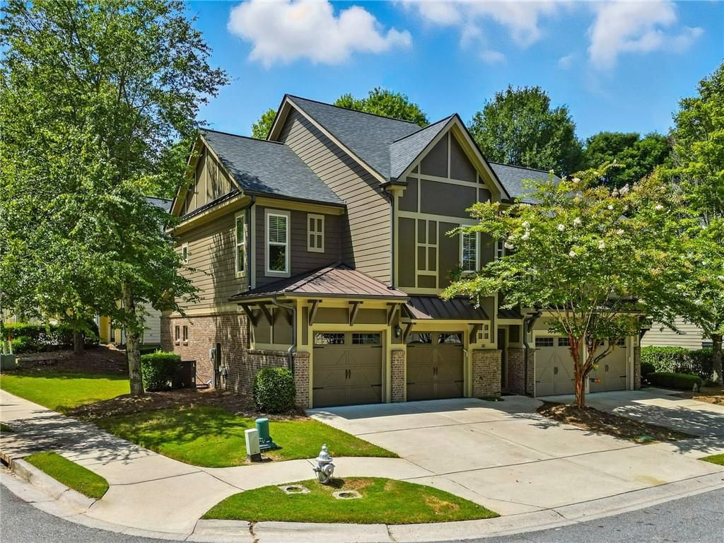 210 Oakview Drive, Canton, GA 30114