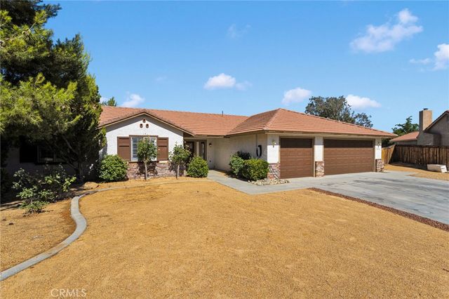 16470 Pauhaska, Apple Valley, CA 92307