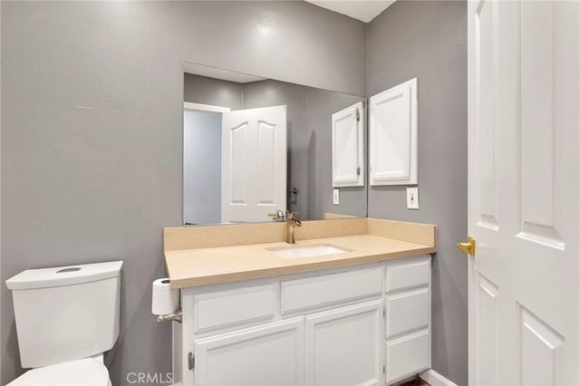 16470 Pauhaska, Apple Valley, CA 92307