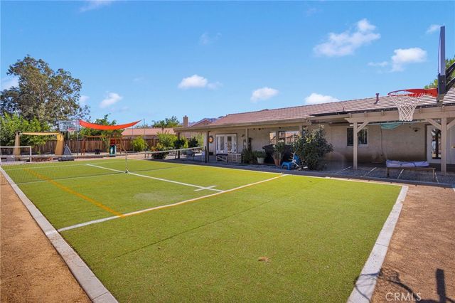 16470 Pauhaska, Apple Valley, CA 92307