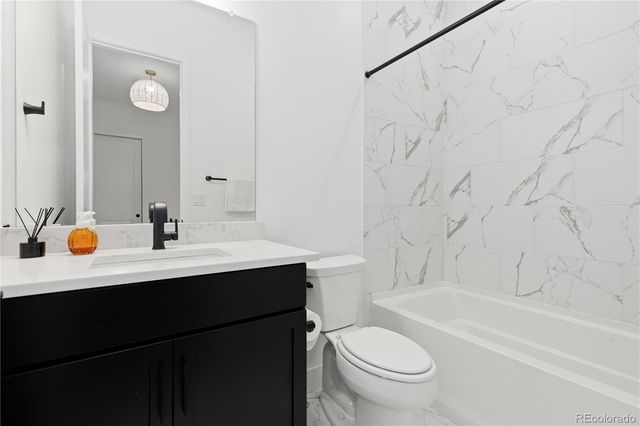 11383 Autumn Moon Street, Littleton, CO 80125