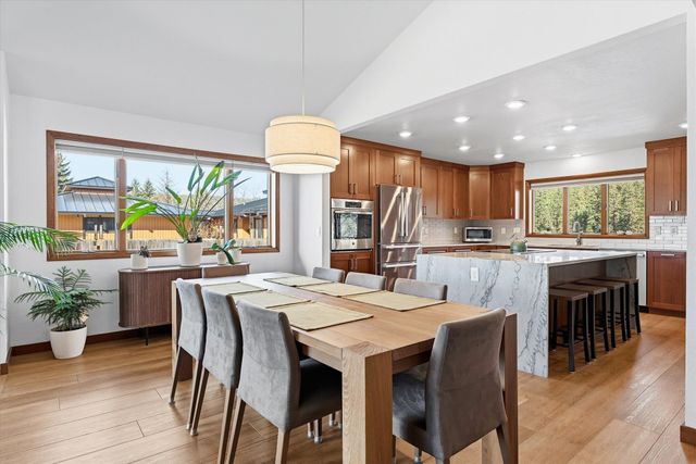 7515 E South Riverway Ave, Spokane Valley, WA 99212