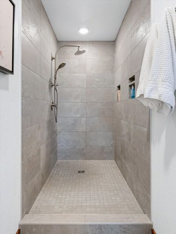 7515 E South Riverway Ave, Spokane Valley, WA 99212