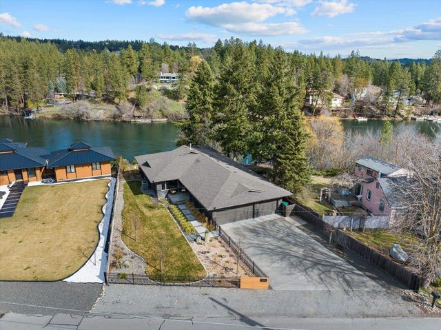 7515 E South Riverway Ave, Spokane Valley, WA 99212