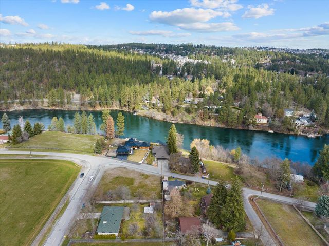 7515 E South Riverway Ave, Spokane Valley, WA 99212