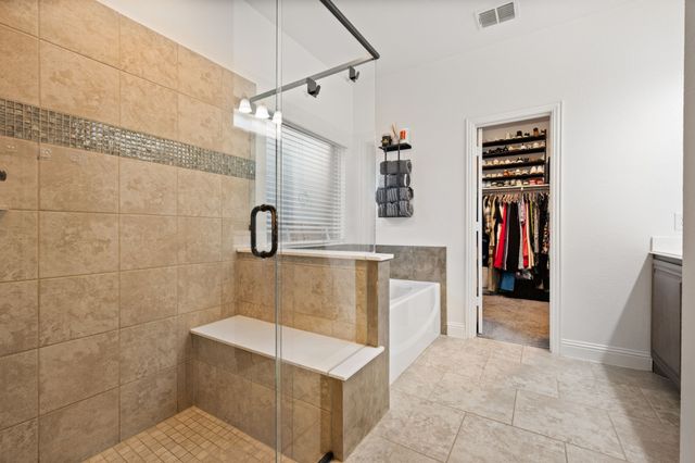 532 Tierra Vista Way, Fort Worth, TX 76131