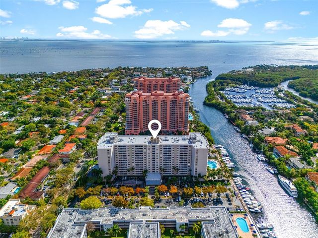 90 Edgewater Dr 1216, Coral Gables, FL 33133