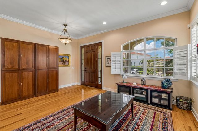107 BERMUDA AVENUE, Tampa, FL 33606