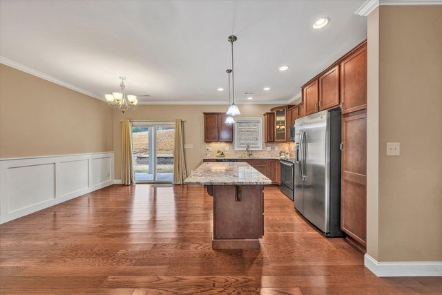 5671 Sullivan LN, Roanoke, VA 24012