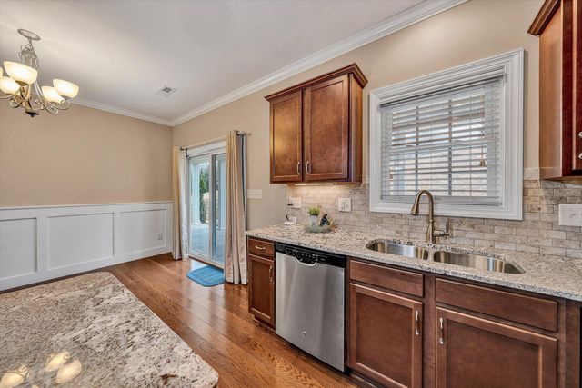 5671 Sullivan LN, Roanoke, VA 24012