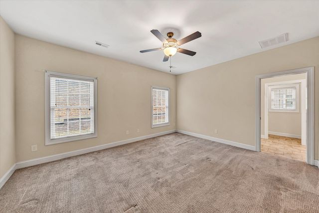 5671 Sullivan LN, Roanoke, VA 24012