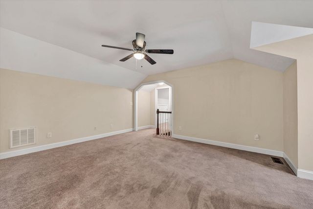 5671 Sullivan LN, Roanoke, VA 24012