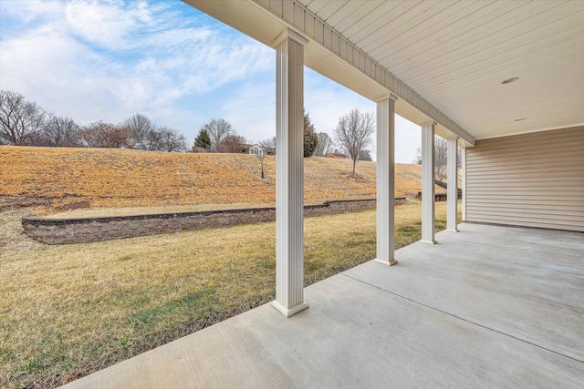 5671 Sullivan LN, Roanoke, VA 24012