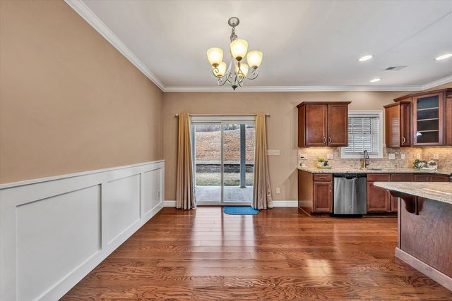 5671 Sullivan LN, Roanoke, VA 24012