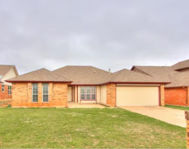 11633 SW 3rd Street, Yukon, OK 73099