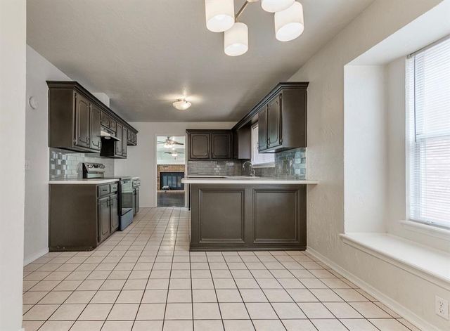 11633 SW 3rd Street, Yukon, OK 73099