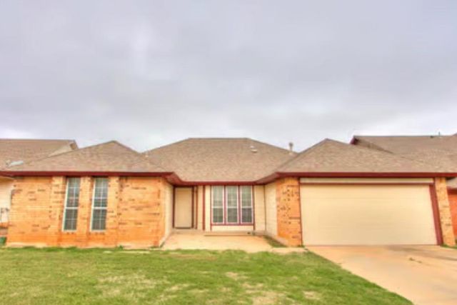 11633 SW 3rd Street, Yukon, OK 73099