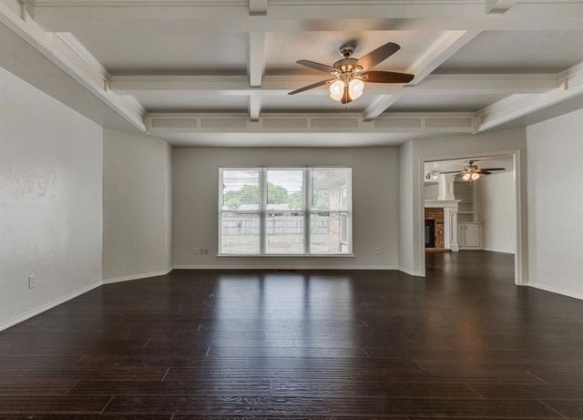 11633 SW 3rd Street, Yukon, OK 73099