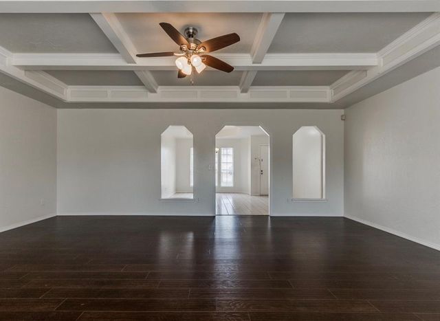 11633 SW 3rd Street, Yukon, OK 73099