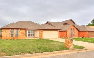 11633 SW 3rd Street, Yukon, OK 73099