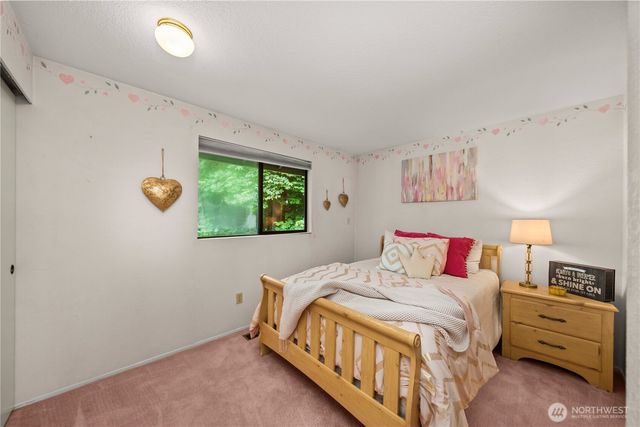 3811 S 255th Place, Kent, WA 98032
