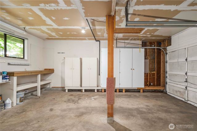 3811 S 255th Place, Kent, WA 98032