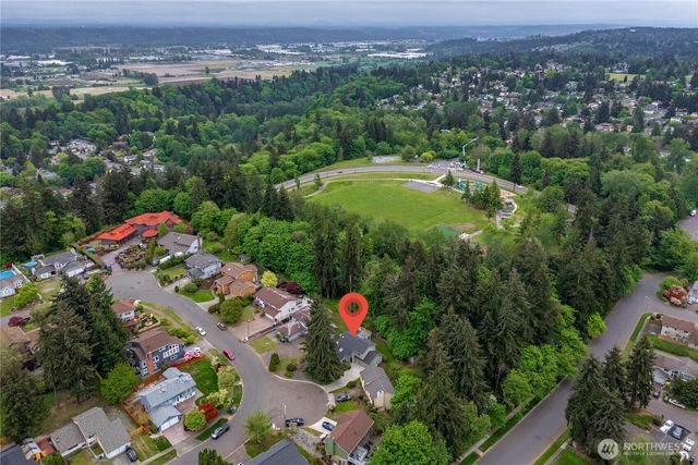 3811 S 255th Place, Kent, WA 98032